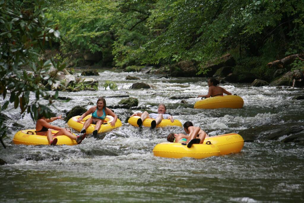 Creekside Basecamp